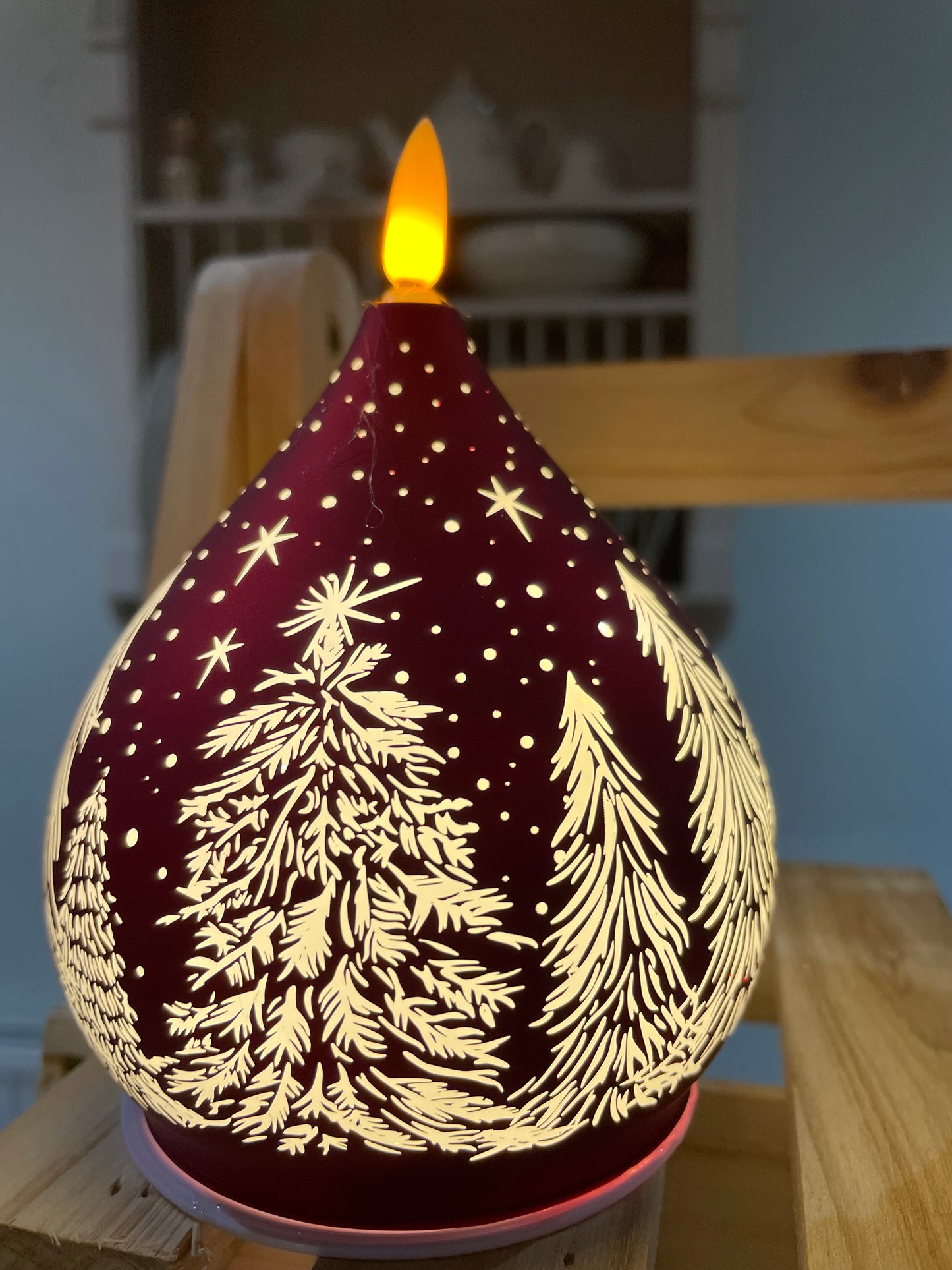 Teardrop festive LED light - red