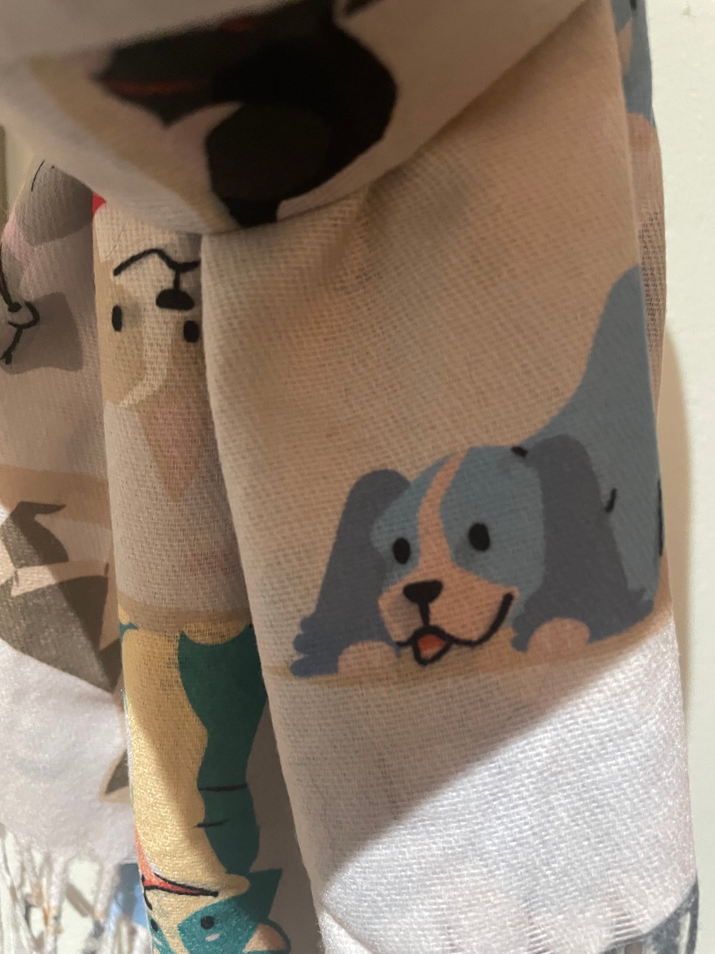 Dog design scarf - grey