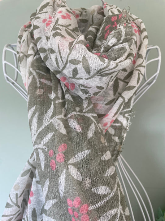 Leaves and fauna scarf - jade green