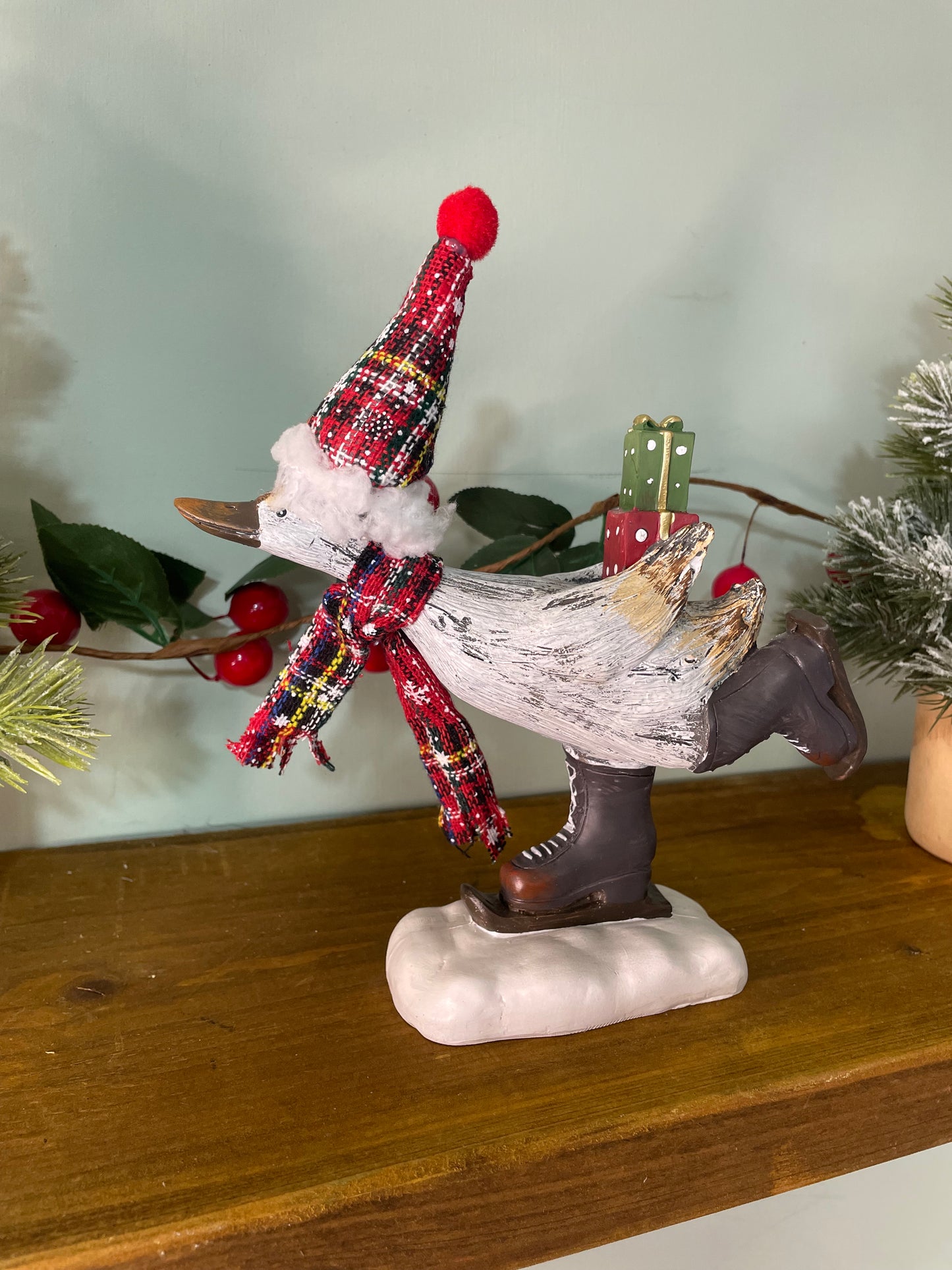 Skating christmas duck - red and tartan