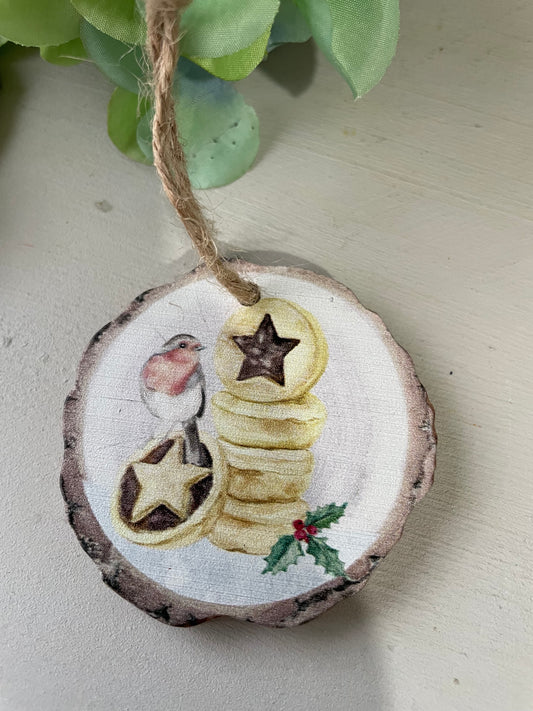 Woodland Decoration - mince pies