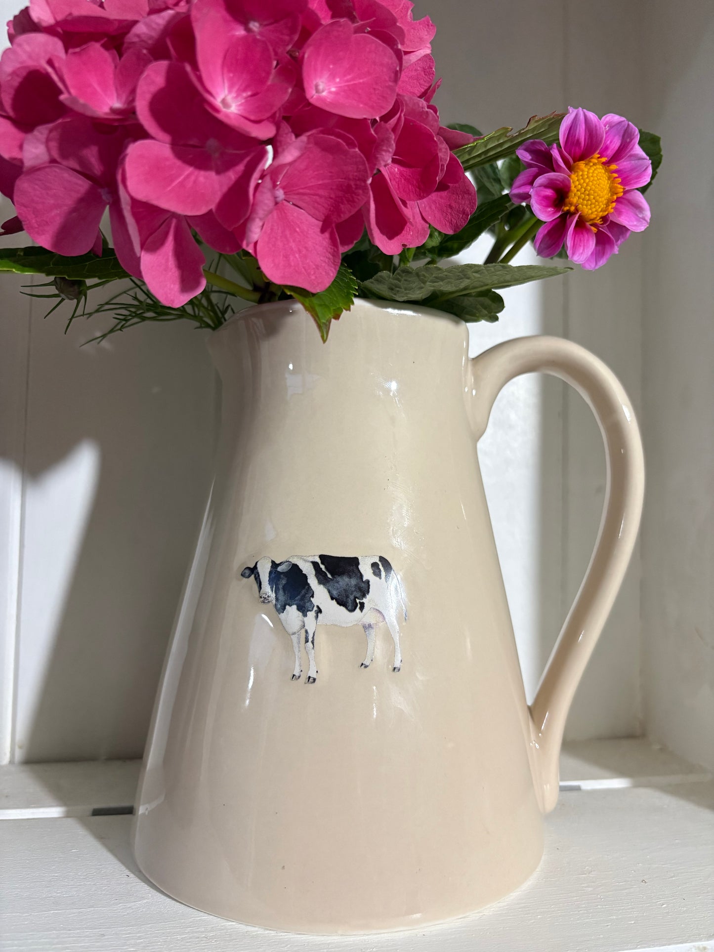 Cow country theme large jug