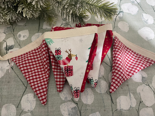 Handmade mini Christmas bunting - dachshund