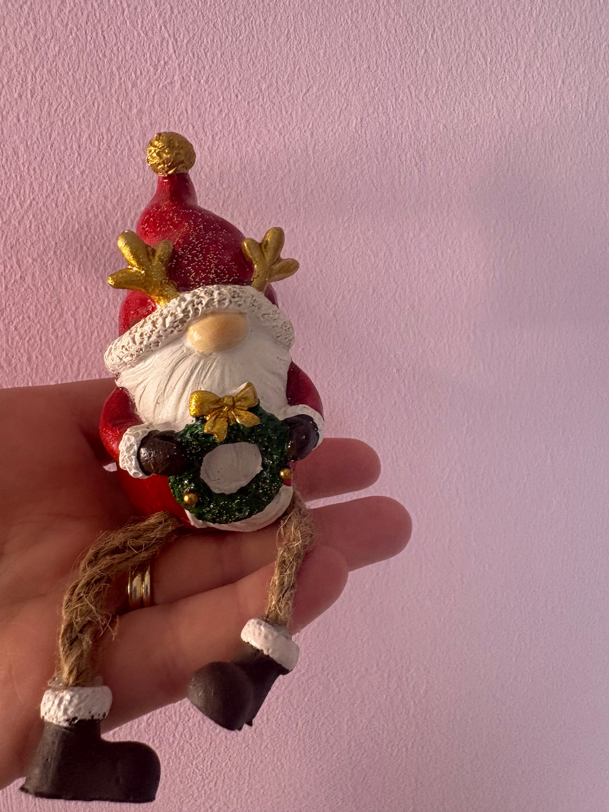 Sitting Santa wreath