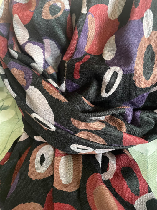 Cashmere feel scarf - red - geometric design