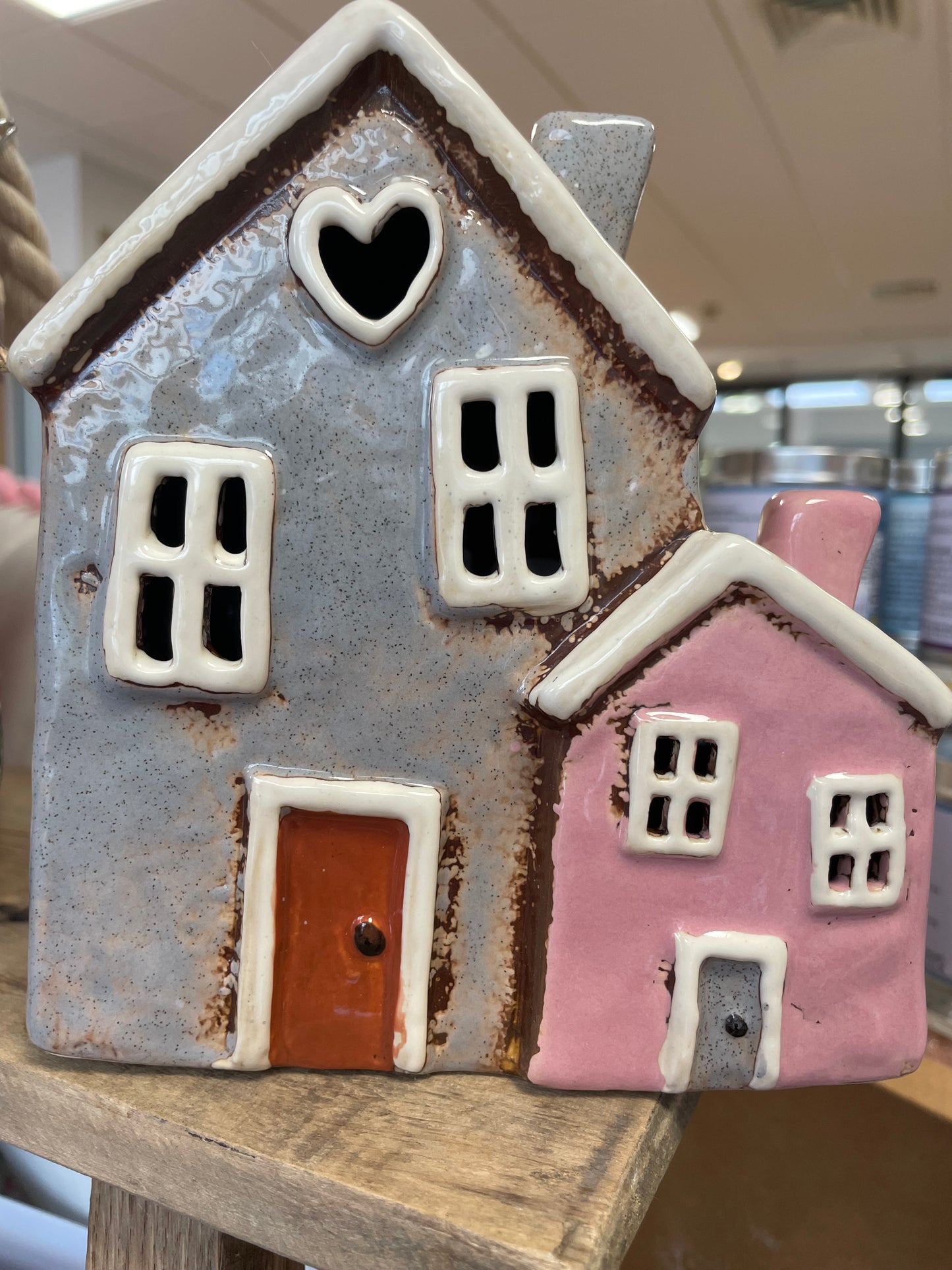 Village pottery Heart house - pink & grey