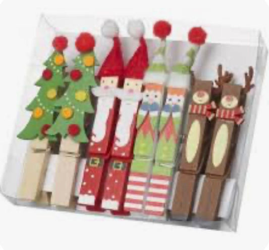 Wood decorative peg set
