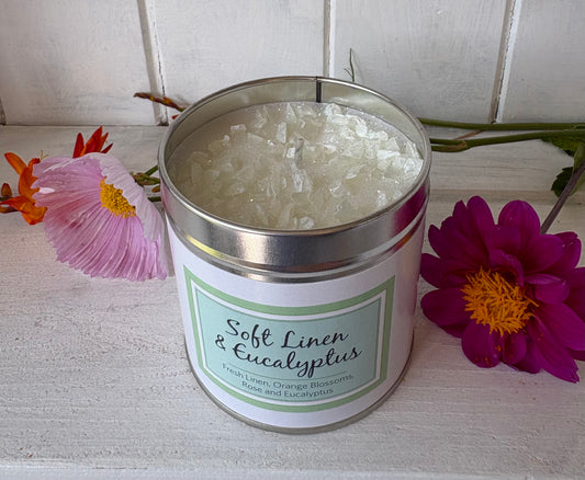 Soft linen & Eucalyptus candle