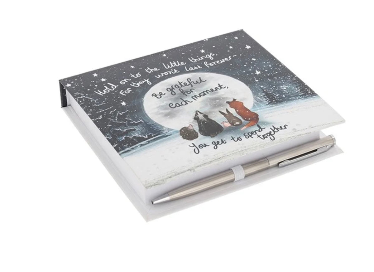 Fox under the moon note block and pen animals