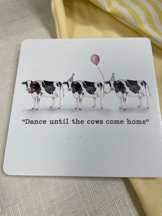 Wood coaster - cow design - dance