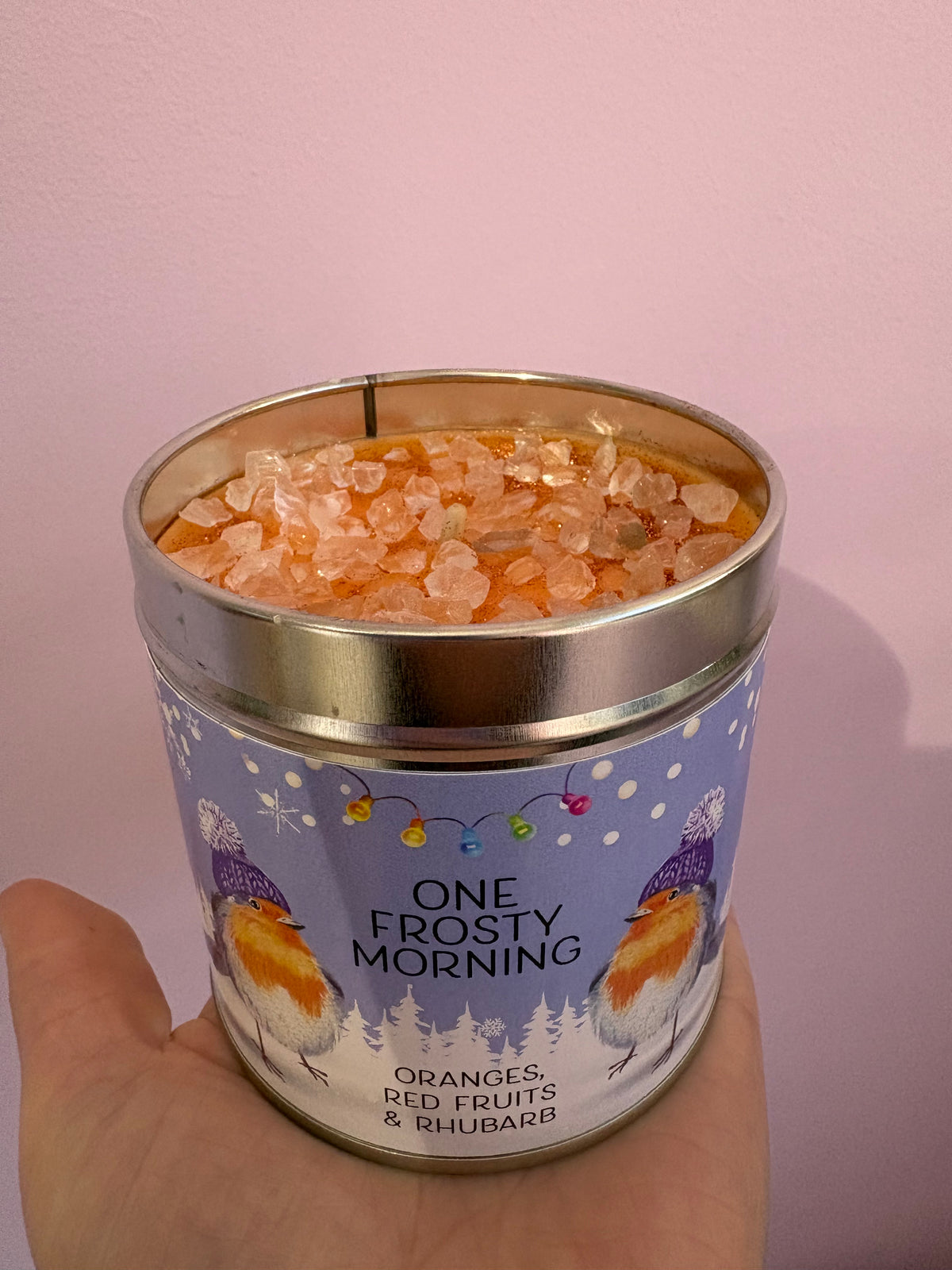 One frosty morning seriously scented candle oranges, red fruits and rhubarb
