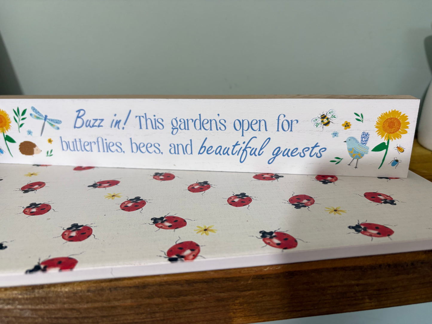 Buzz bee garden plaque