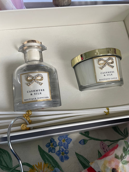 Cashmere & silk diffuser & candle luxury set
