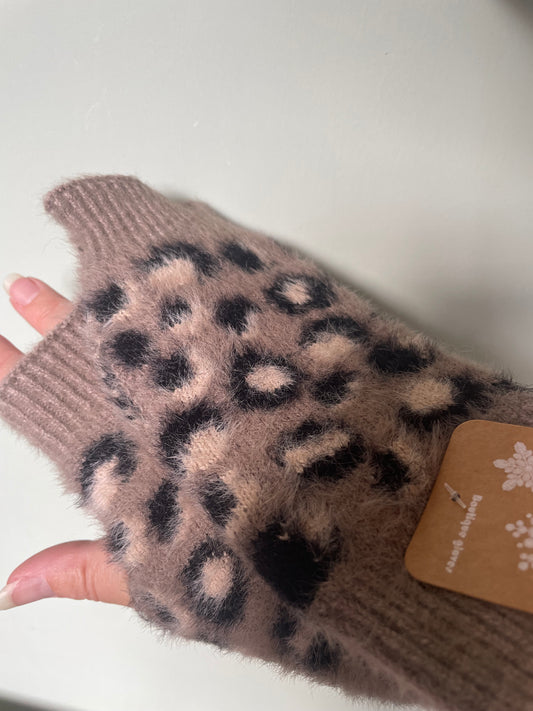 Wrist warmer gloves - fawn