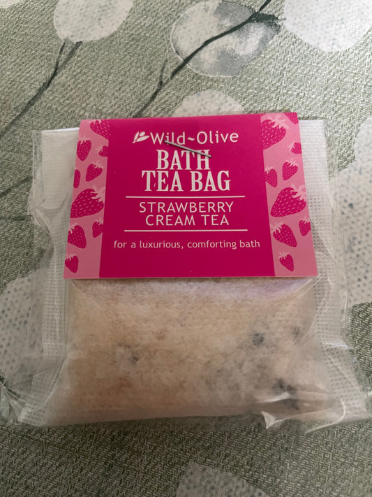 Strawberry cream tea bath tea bag