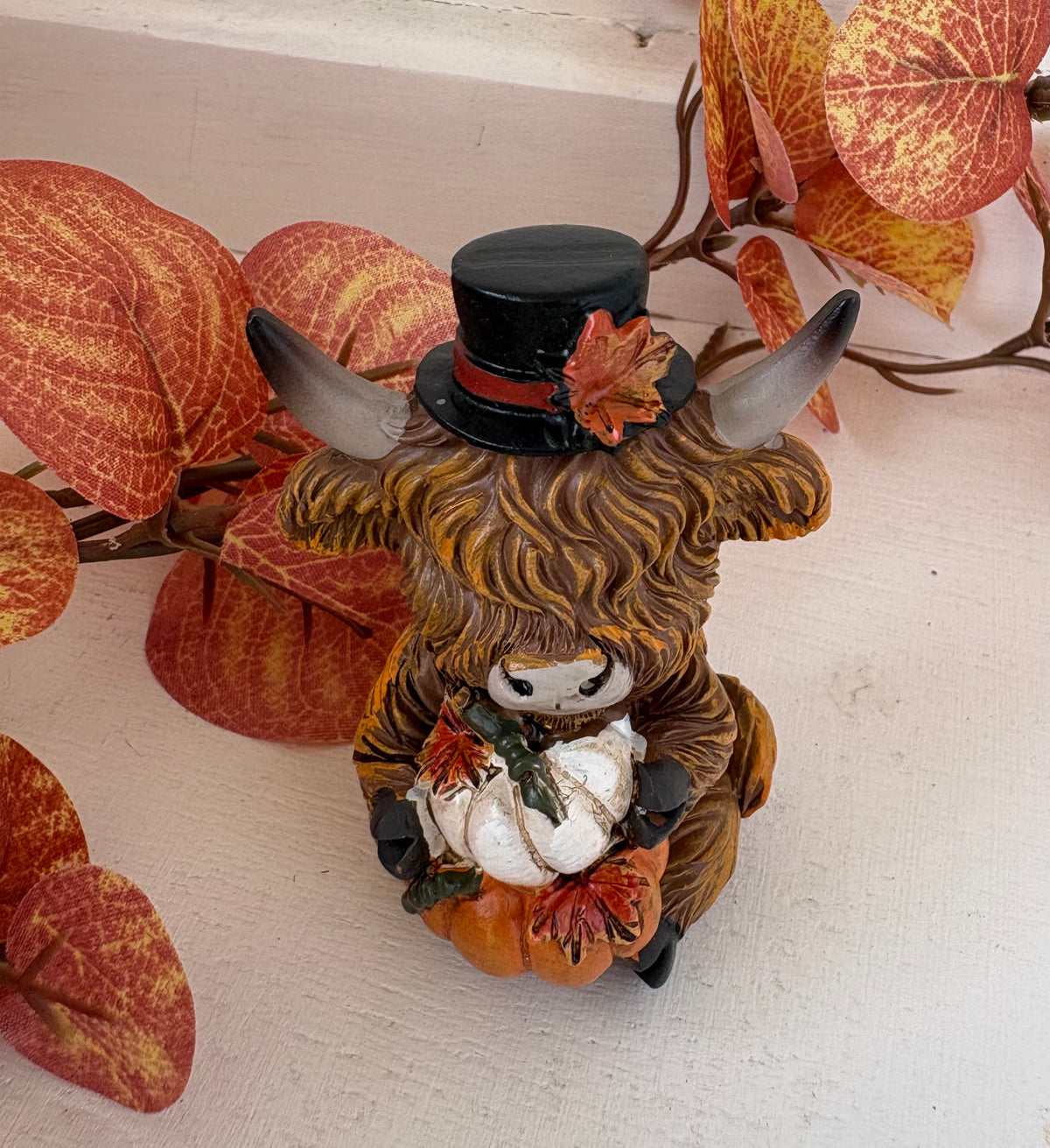 Highland cow pumpkin top hat