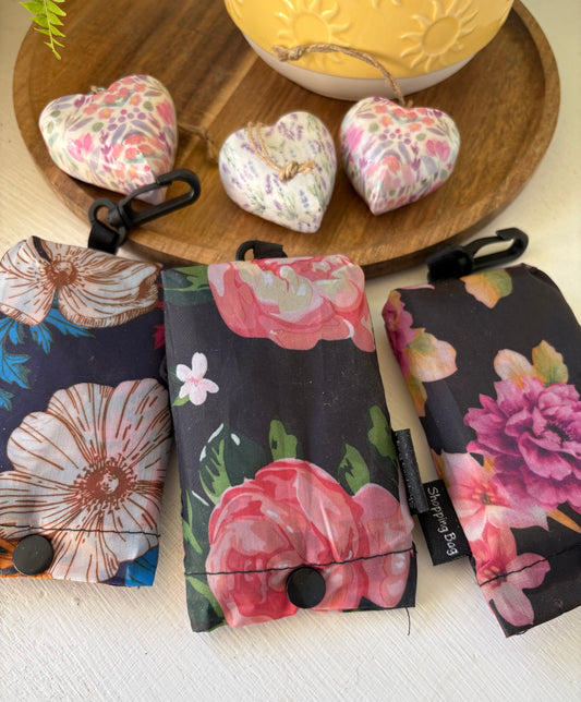 Summer sale bundle fold away clip on shopper plus pretty heart