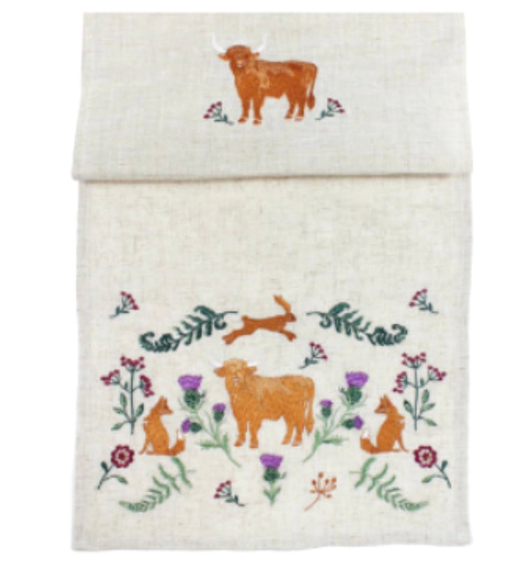 Highland cow table runner