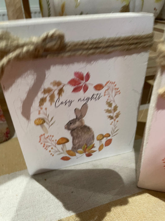 Plaque - hare