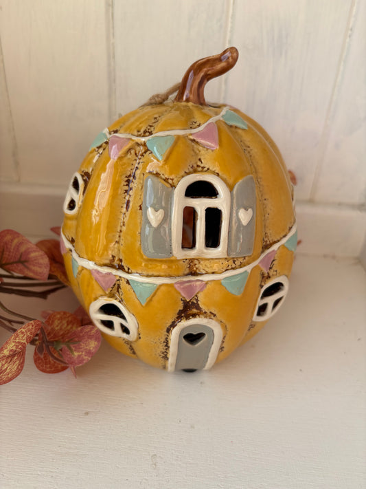Village pottery house pumpkin bunting