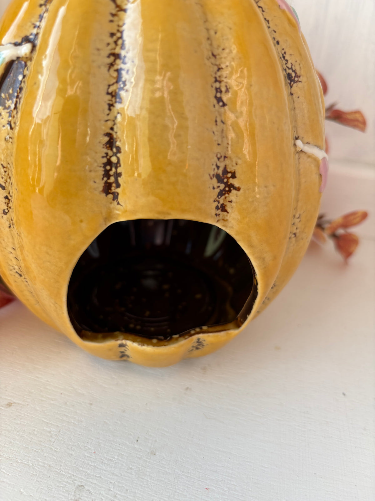 Village pottery house pumpkin bunting