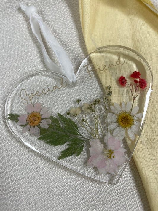 Pressed flower resin hanging heart - special friend