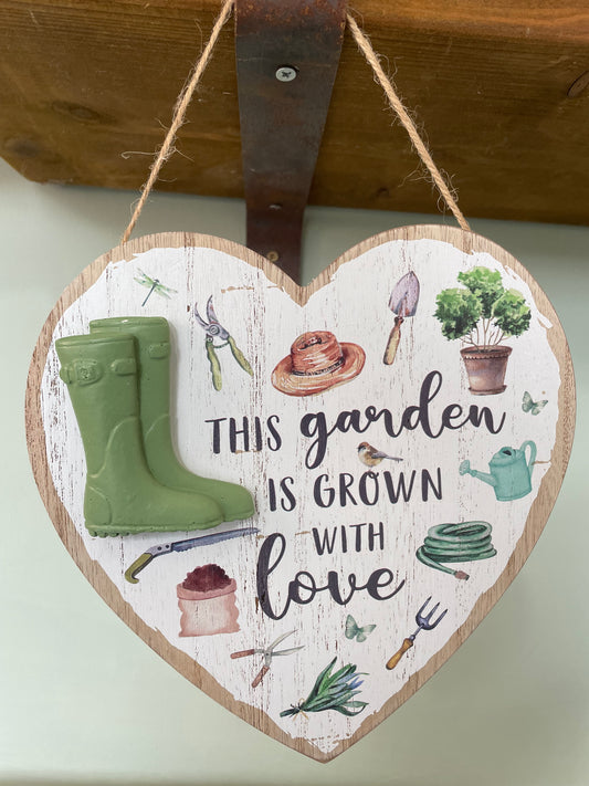 Garden heart decor - grow with love