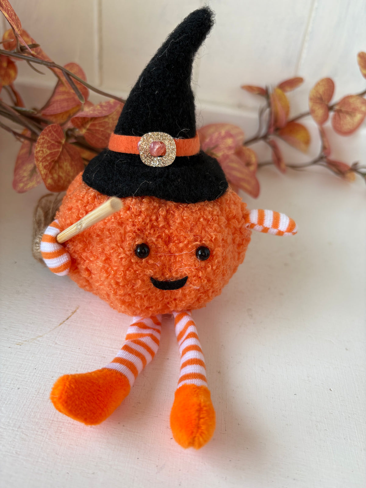Super cute handmade pumpkin decoration - black hat