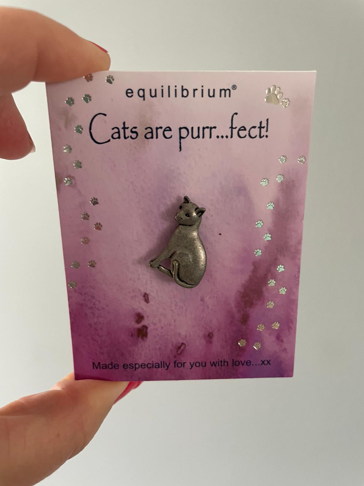 Equillibrium natural world pin - Cat