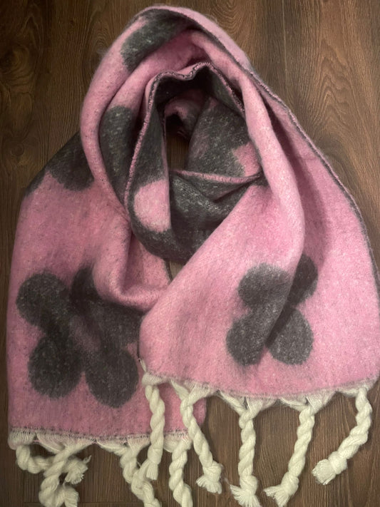 Super cosy flower scarf -pink & grey